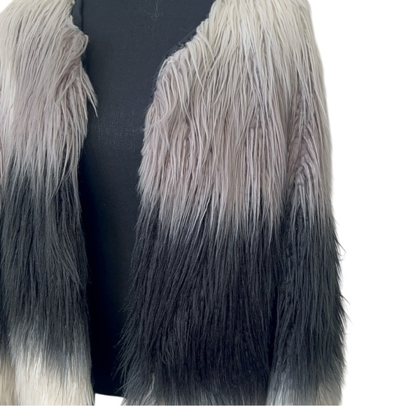 Faux fur coat - size M - Picture 10 of 12